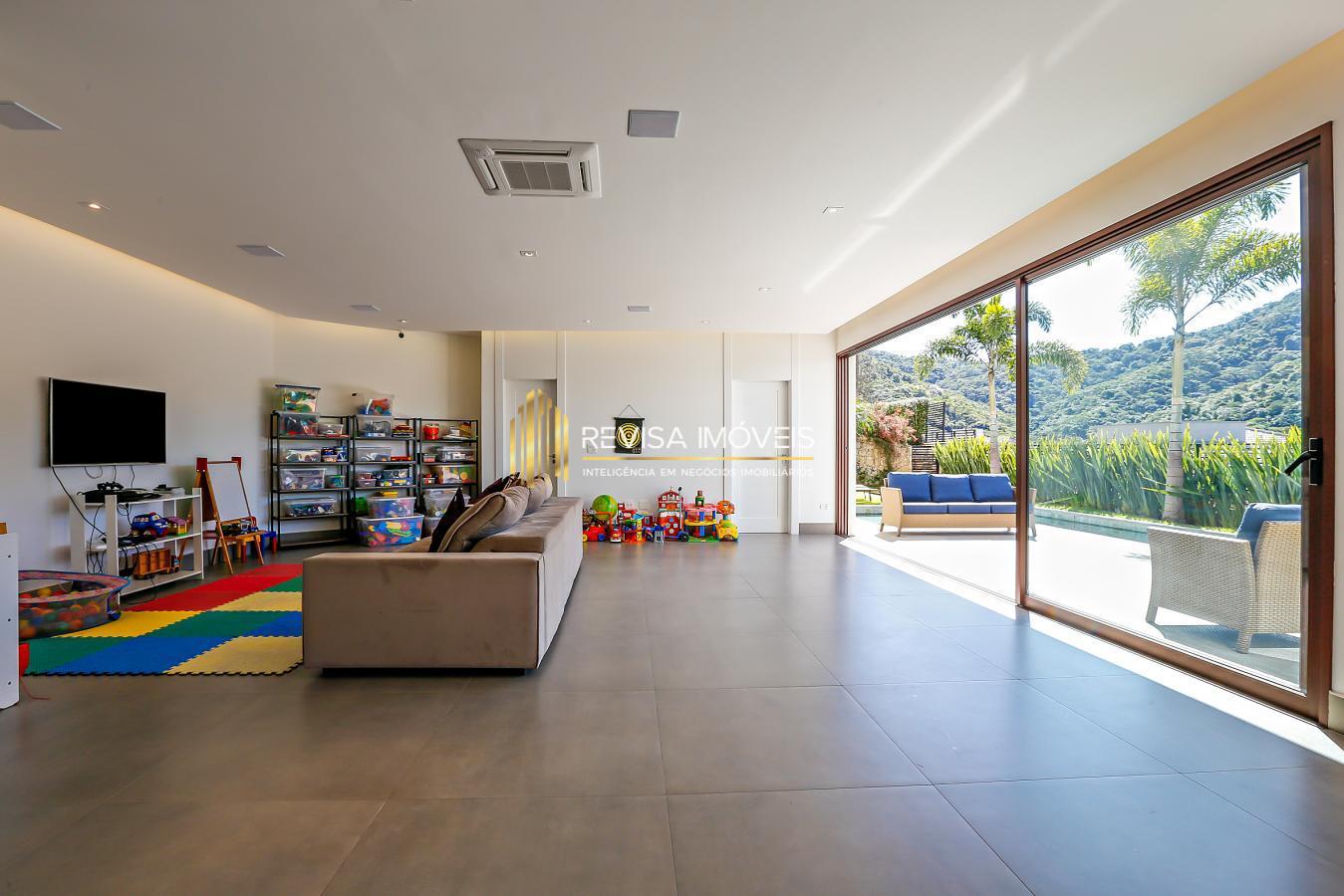 Casa de Condomínio à venda com 4 quartos, 520m² - Foto 3