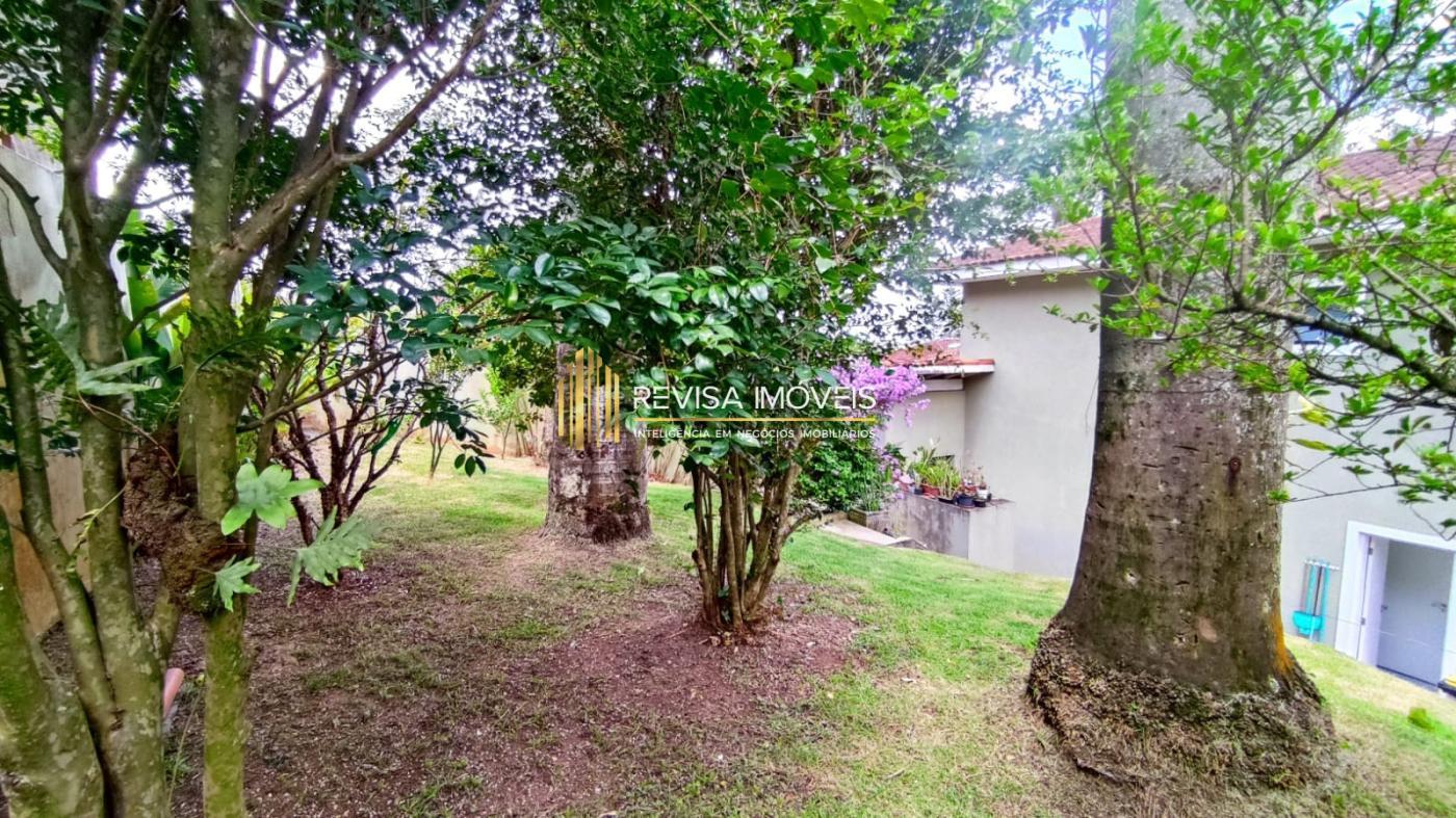 Casa para alugar com 4 quartos, 230m² - Foto 47