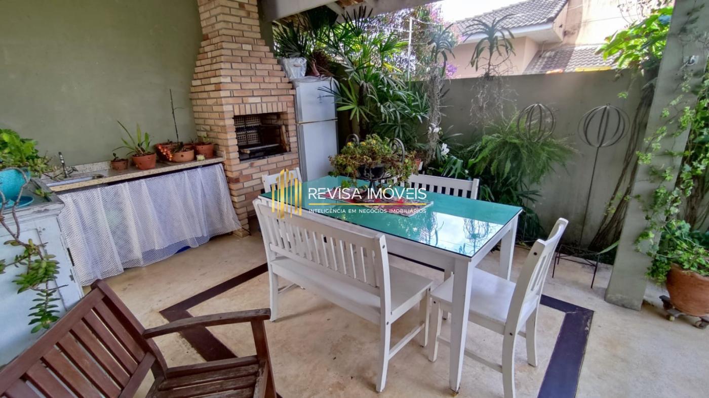 Casa para alugar com 4 quartos, 230m² - Foto 27