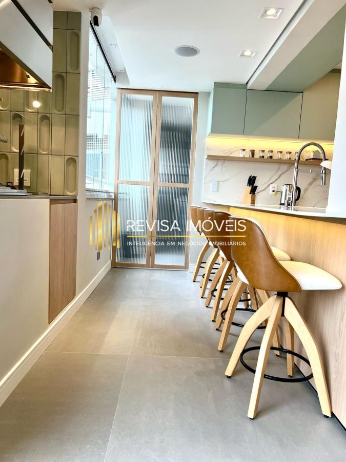 Apartamento à venda com 3 quartos, 156m² - Foto 17