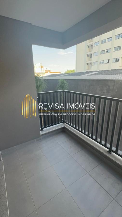 Apartamento à venda com 2 quartos, 70m² - Foto 2