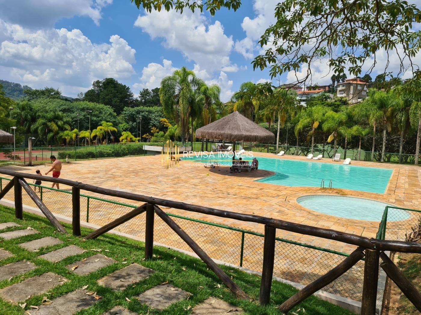 Casa de Condomínio para alugar com 3 quartos, 409m² - Foto 23